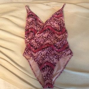 Top shop size 6 printed bathing suit
